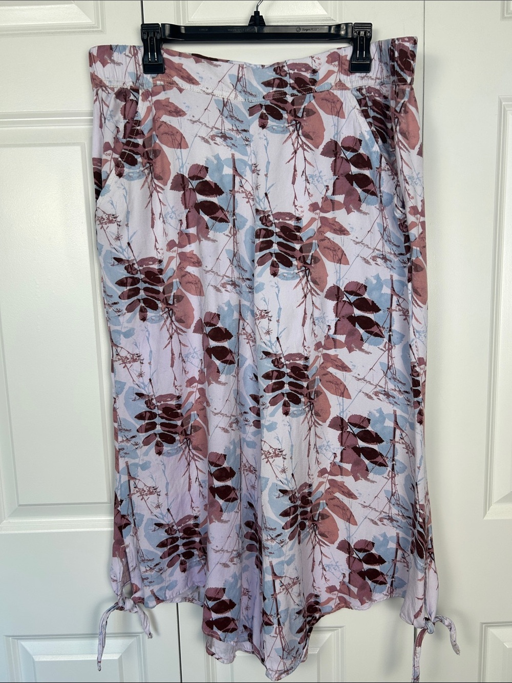Rewash Wide-Leg Pants in Light Blue with Mauve Floral Print Size XL